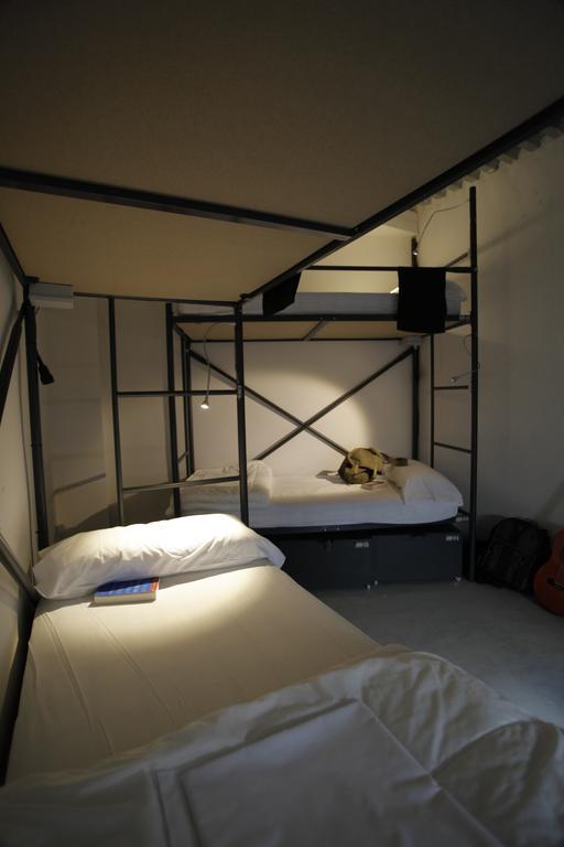 Traveller Box Hostel Sevilla Eksteriør bilde