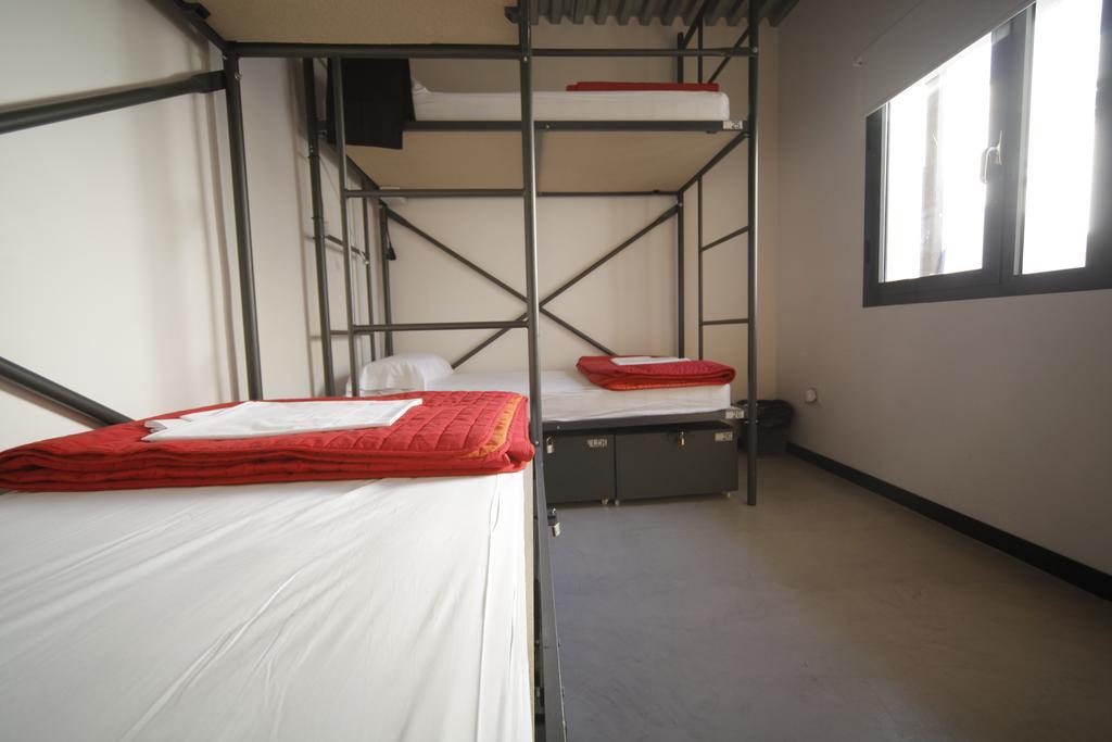 Traveller Box Hostel Sevilla Eksteriør bilde