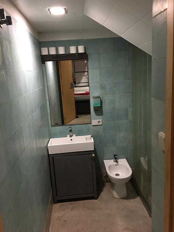 Traveller Box Hostel Sevilla Eksteriør bilde