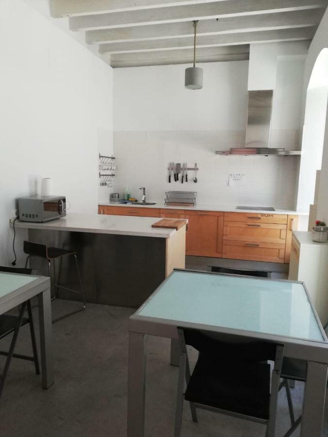 Traveller Box Hostel Sevilla Eksteriør bilde